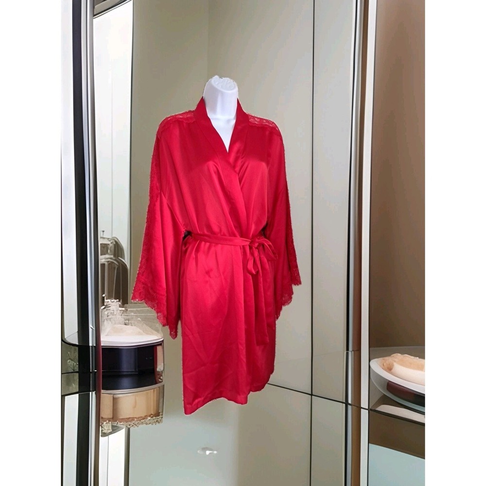 Victoria's Secret Satin Robe M/L Red Eyelash Lace‎ Trim Wrap Waist Tie Sexy